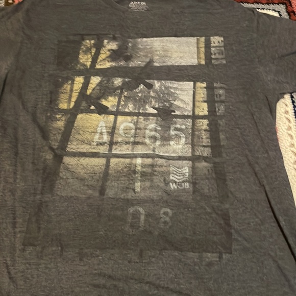 Apt. 9 Men's Gray Graphic Tee - XL - Picture 2 of 6
